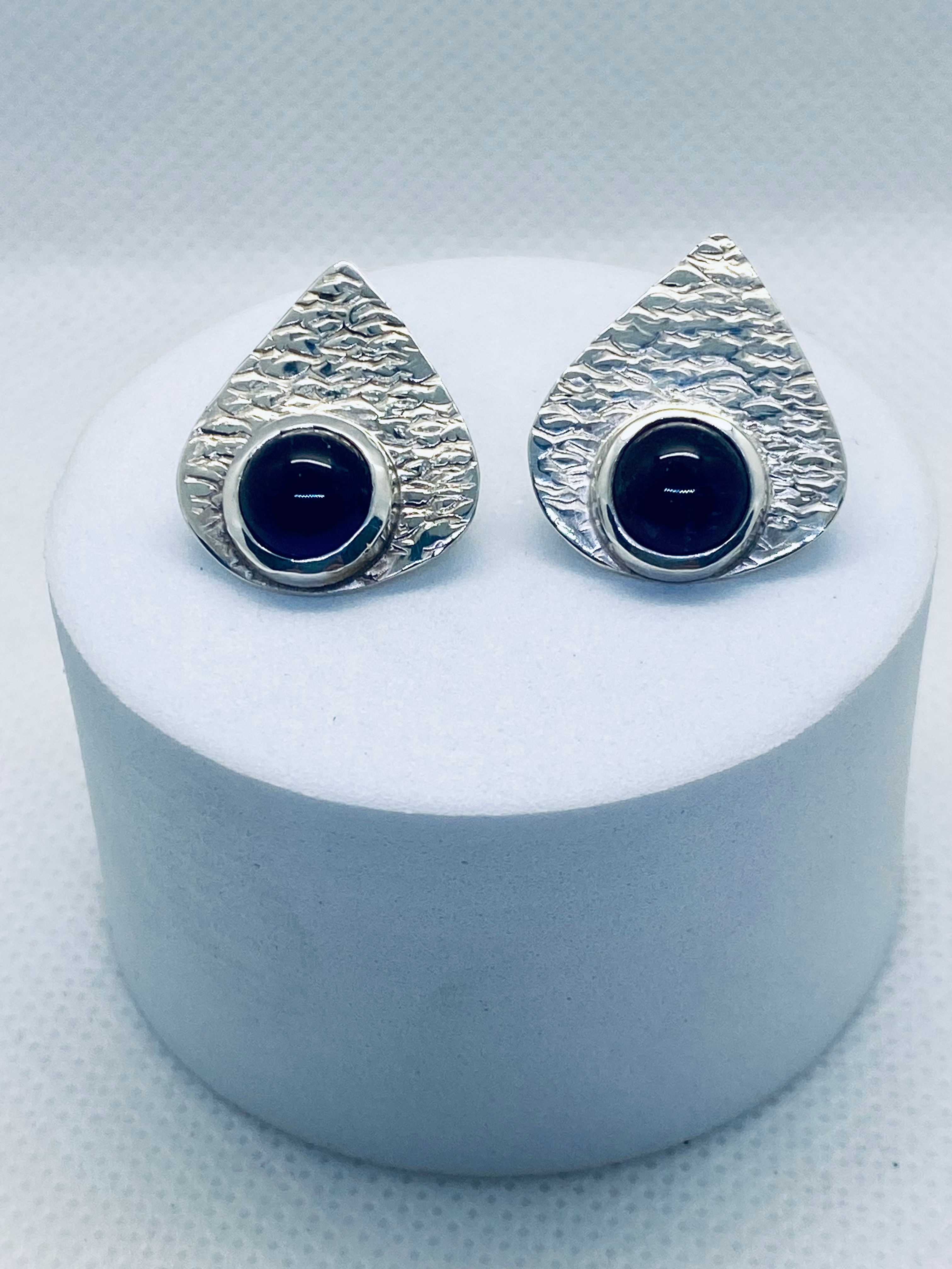 Aretes amatista