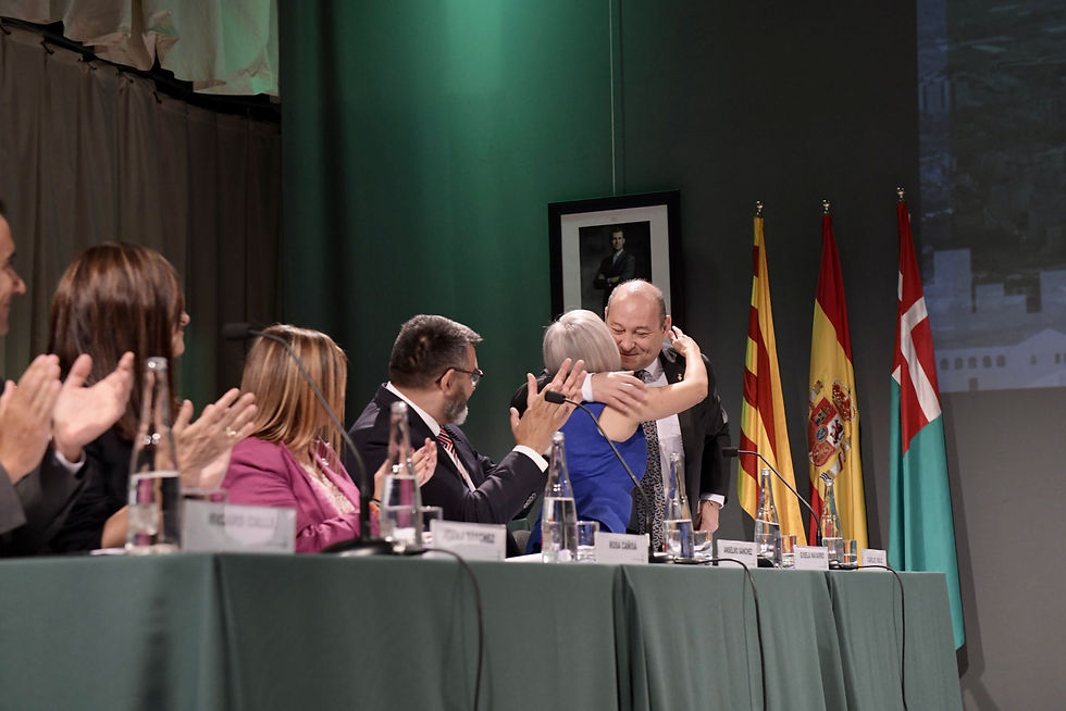 Carles Ruiz renova l’alcaldia de Viladecans