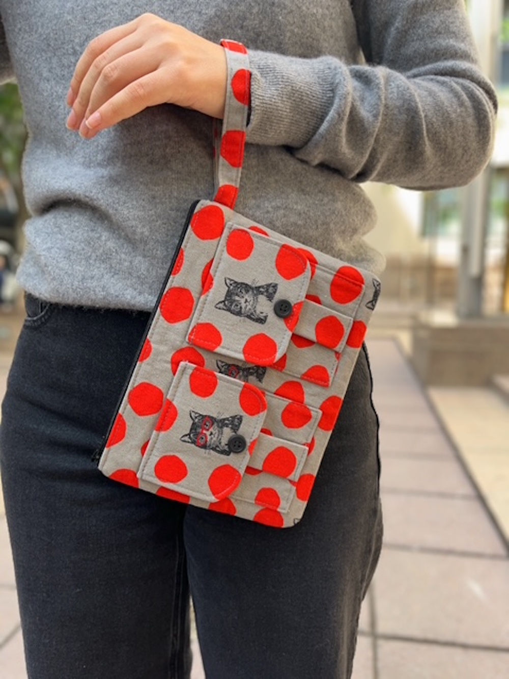 wallet with cat-  gray