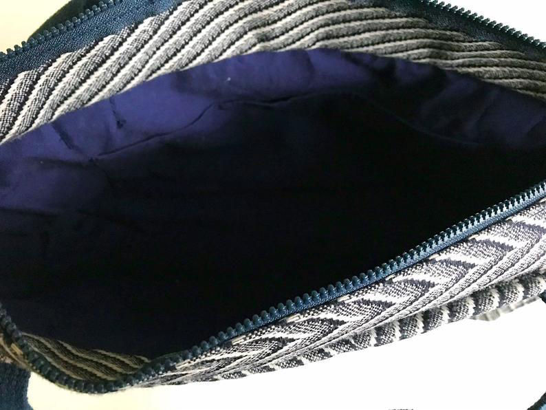 wool-tote-bag-navy-blue