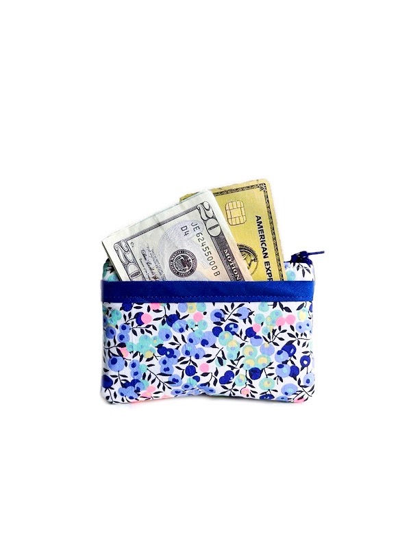 Thumbnail: berry print blue card case