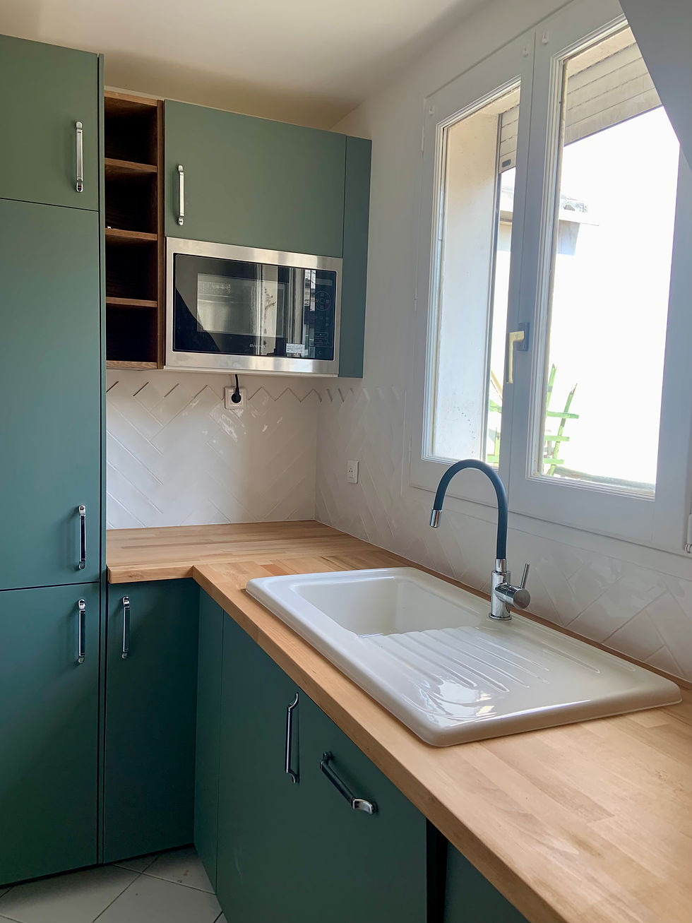 Flexible Sink Fixture