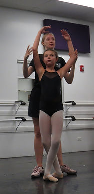 Middle School ballet dancer and instructor