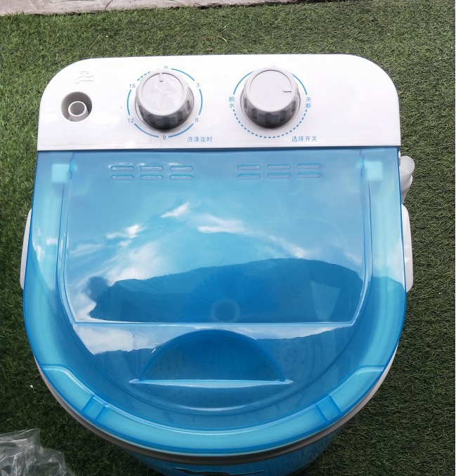 Thumbnail: Mini shoe washing machine