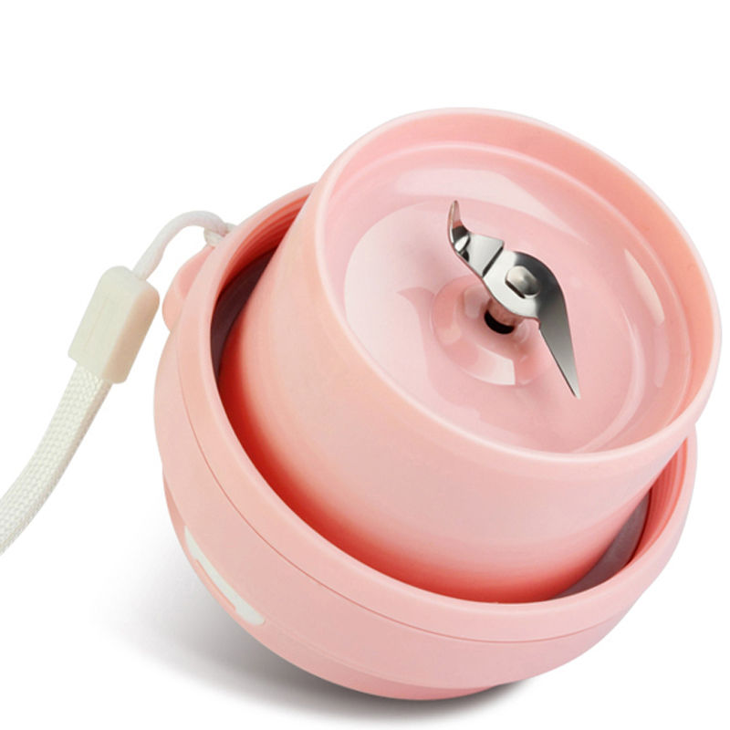 Thumbnail: Personal portable USB Blender