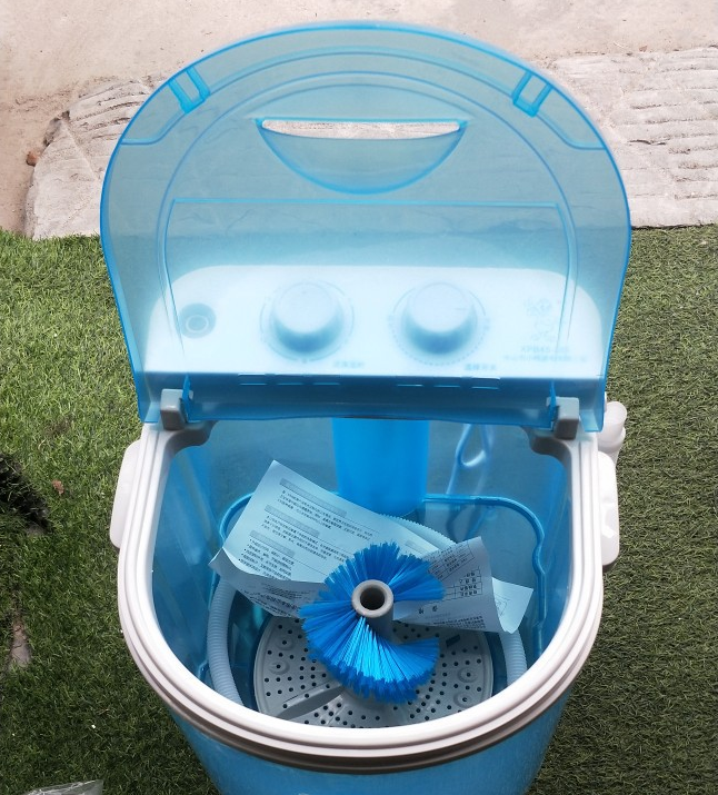 Thumbnail: Mini shoe washing machine