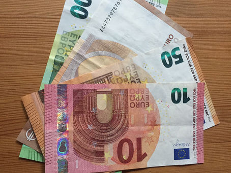 Wat heeft geld met eigenwaarde te maken?