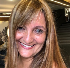 Monique Brandão - Psicóloga.jpg