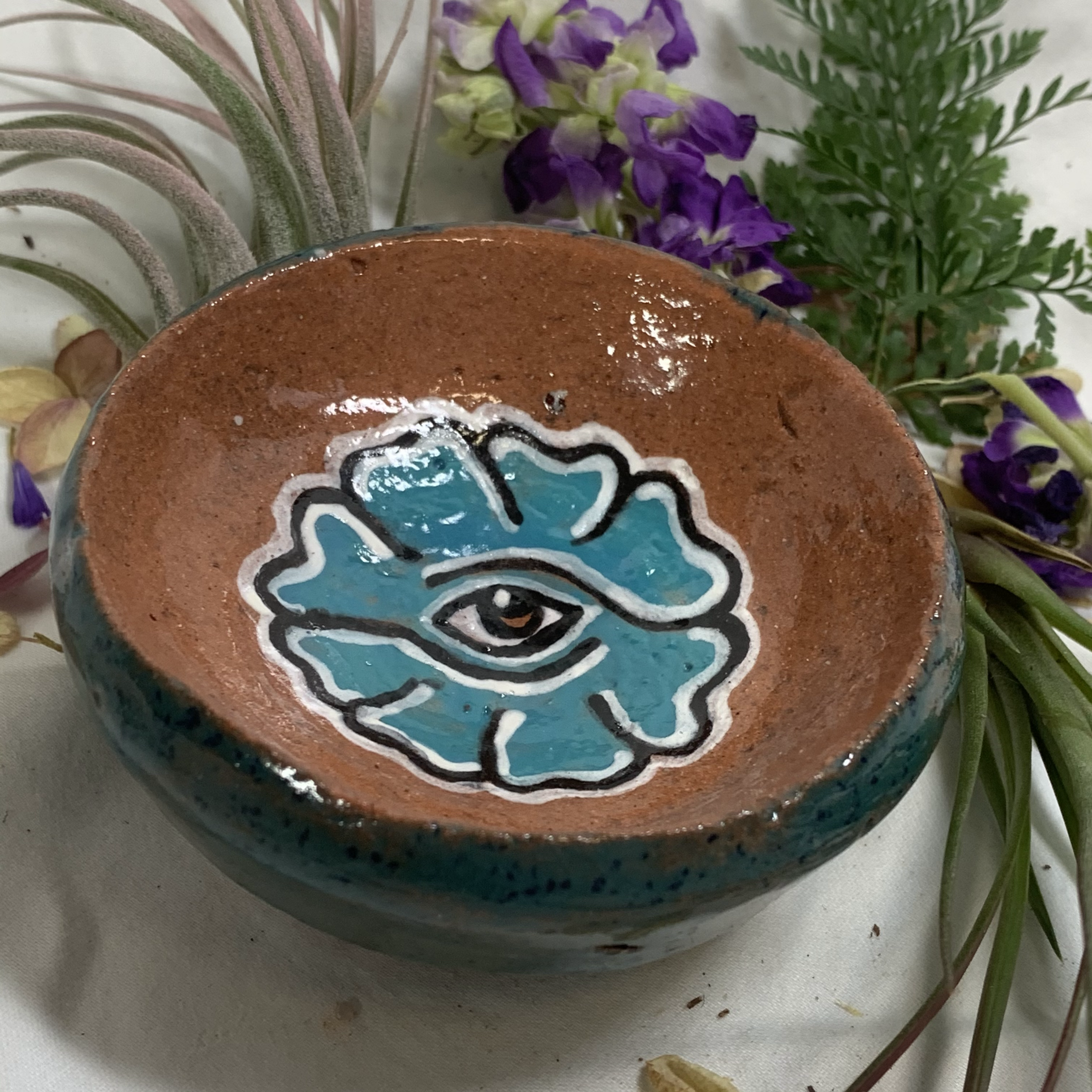 Eye Flower Dish