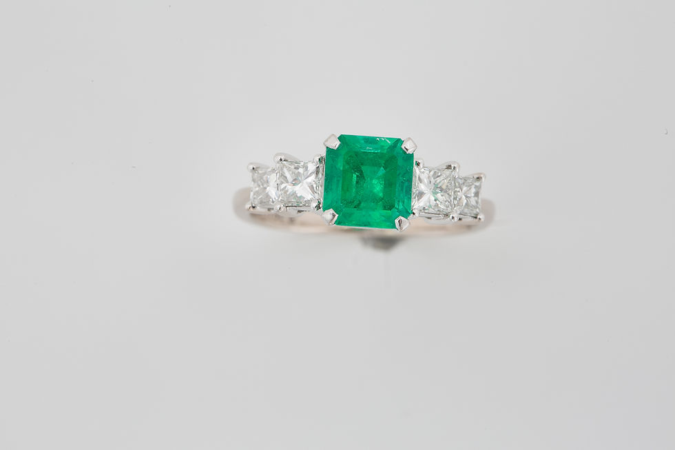 Thumbnail: Emerald and Diamond Ring