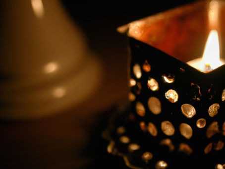 Timeless Elegance: Illuminating Classic Home Decor with Candles