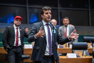 Às vésperas do Dia dos Professores, CLDF discutiu proposta para instalação de câmeras nas escolas 