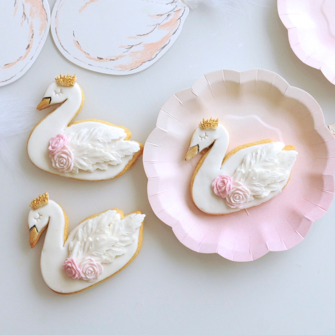 Swan Cookie