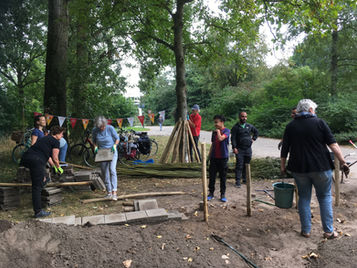 Aanleg voorbeeld Heuvelrugtuin Hoenderdaal gestart op burendag!