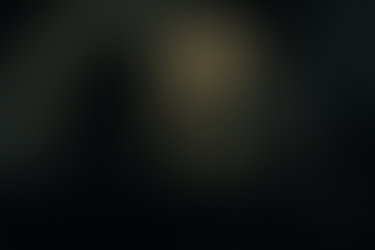 Une fille flippante demandant à entrer