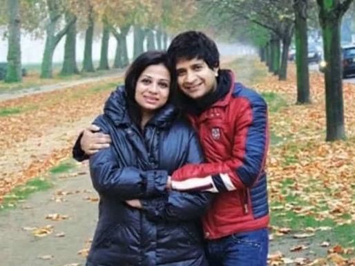 কেকে নিজের এক 'ভালোবাসা'কে কাছে পেতে দূরে ঠেলে দিয়েছিলেন নিজের আরেক 'ভালোবাসা' গানকে।
