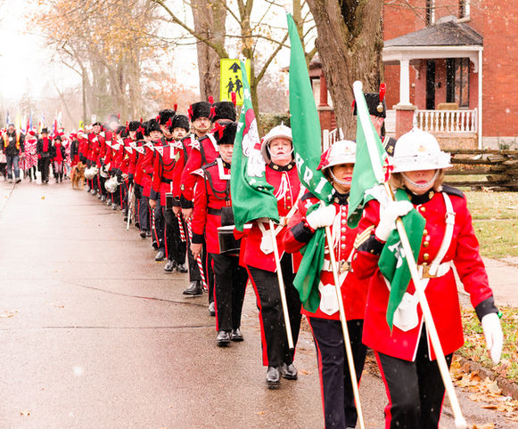 Second Signals (Guelph Santa Parade, 2017)