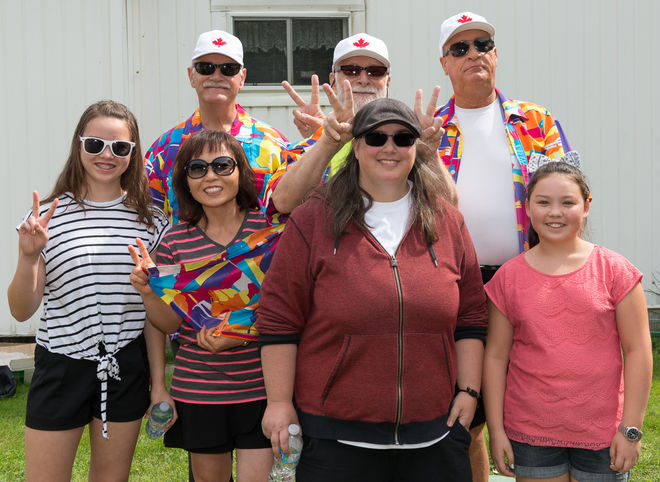 Back: Rick, Bob, Mike; Front: Laura, Soo, Liz and Lindsay (BBQ, 2017)