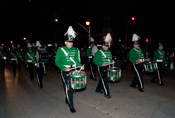 Optimists Alumni (Fenelon Falls Santa parade, 2011)