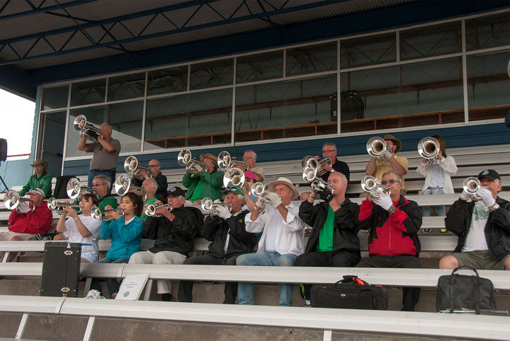 Optimists Alumni warming up (Sudbury, 2013)