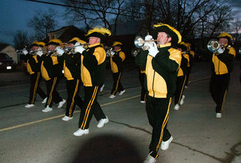 Kawartha Kavaliers (Fenelon Falls Santa Parade, 2012)