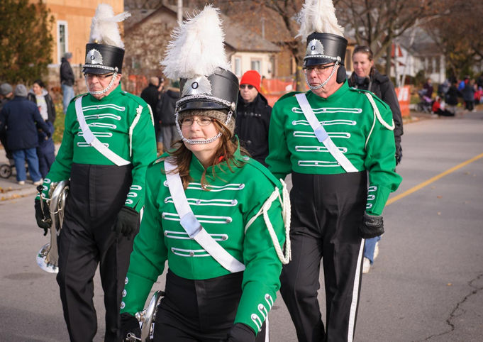Brian Collingdon, Pat Buttigieg, Dougie May (no uniform) and Dave Bruce (Oakville Santa Parade, 2014)