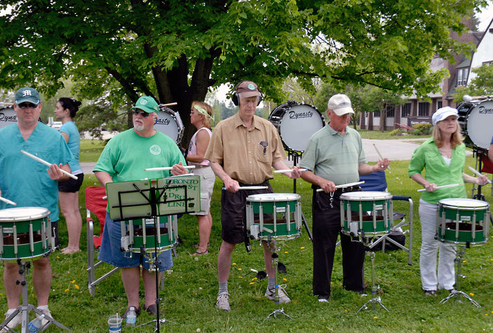 Optimists Alumni rehearsing (Seneca College, 2010)