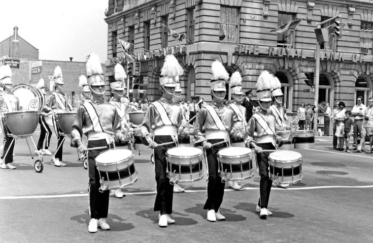 Toronto Optimists (Yonge and Bloor, Toronto, 1971)