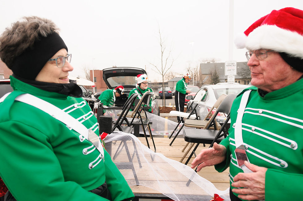 Judy and Lorne, Optimists Alumni (Etobicoke Santa Parade, 2017)