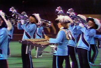 Carol Munro with Oakland Crusaders (DCI, 1976)