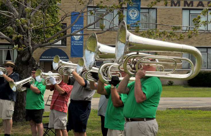Optimists Alumni rehearsing (Buffalo, 2010)