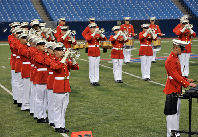 US Marine Drum and Bugle Corps (Buffalo, 2010)