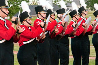 MM Robinson Drumline (Welland, 2012)