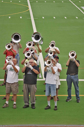 Optimists Alumni rehearsing (Waterloo, 2005)