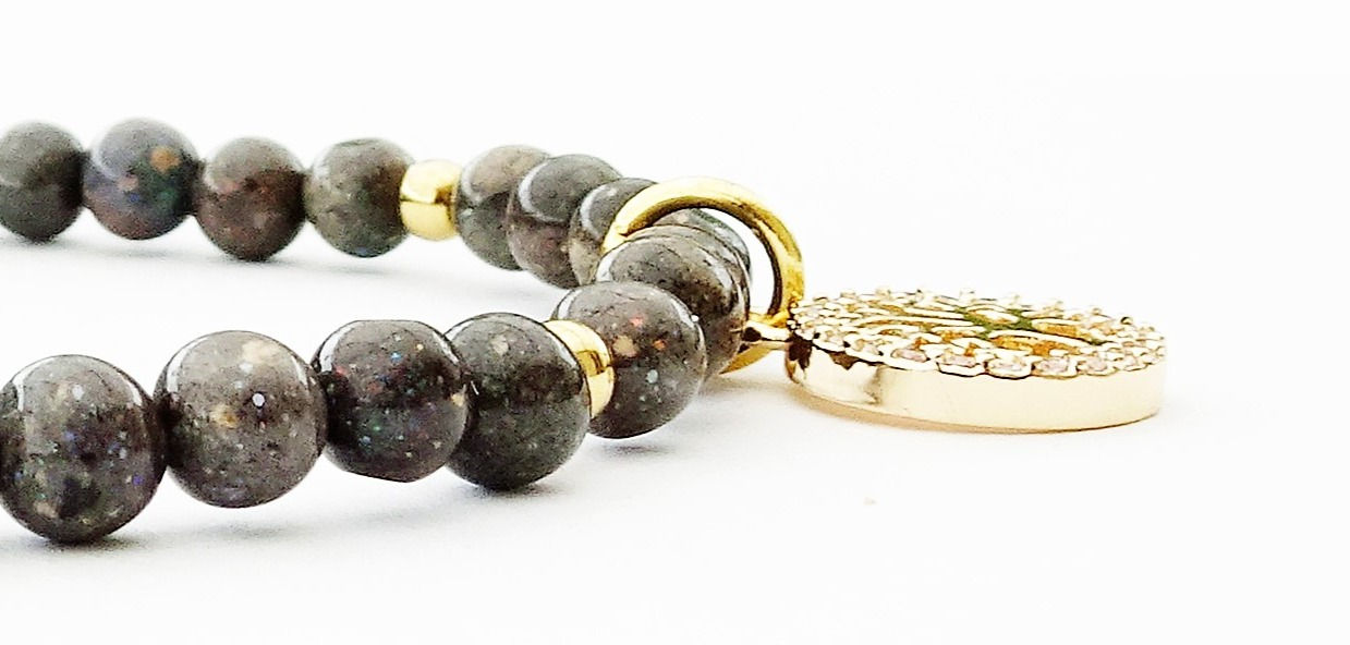 Bracelet réalisé en pierre naturelle Opale noire d'Australie