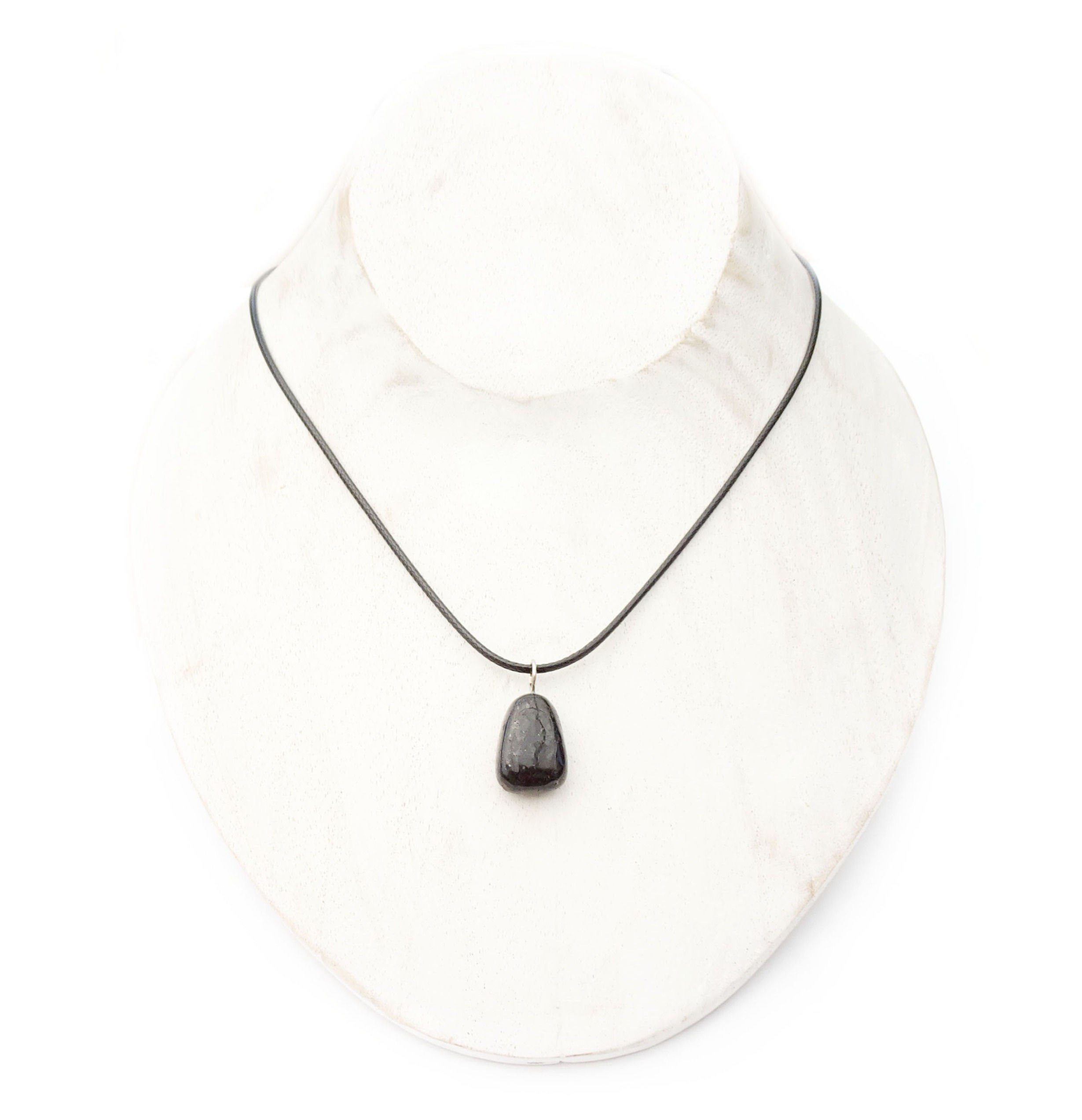 Pendentif en pierre naturelle Nuumite du Groenland