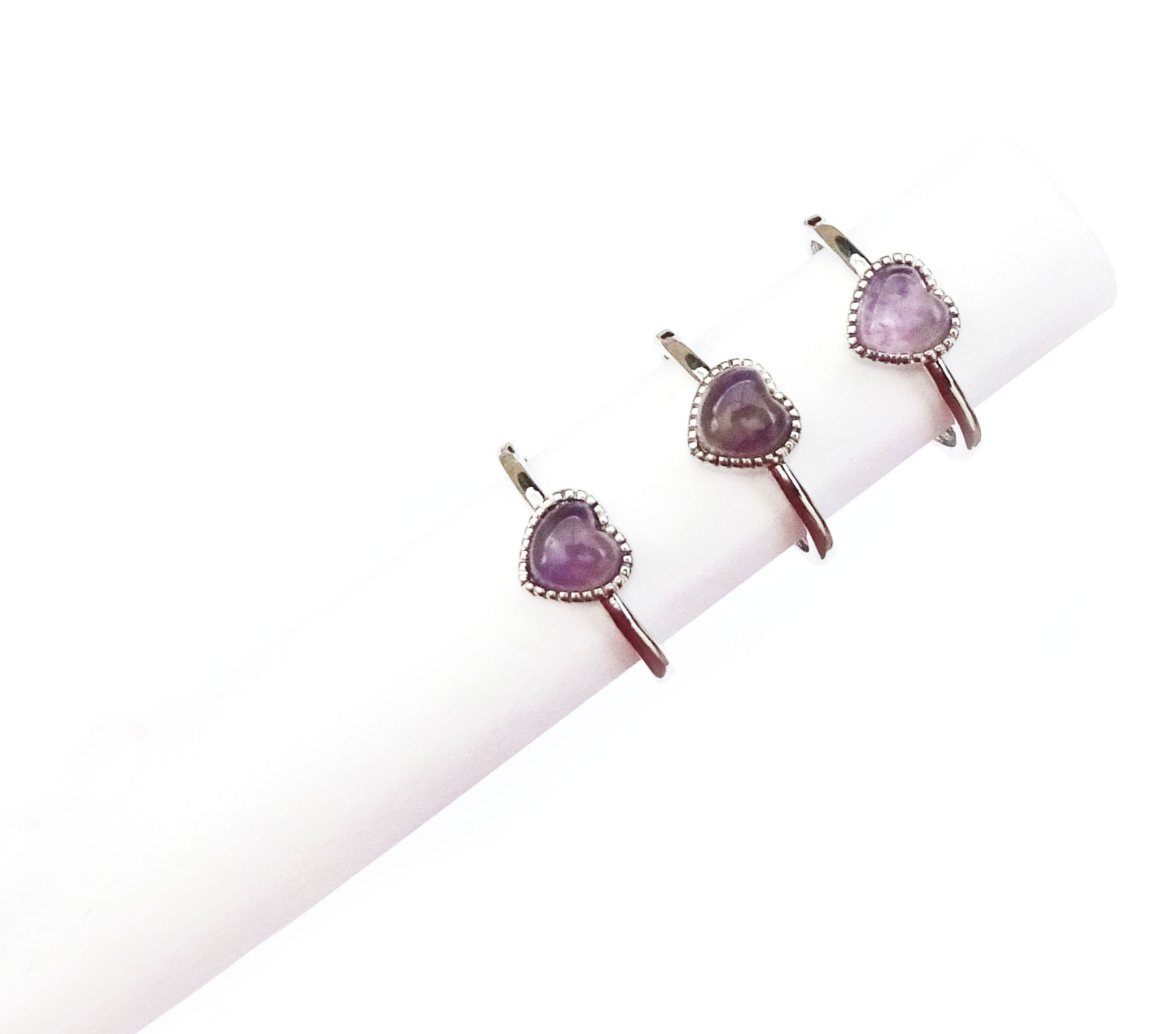 Bague Cœur réglable réalisée en pierre naturelle Améthyste du Brésil