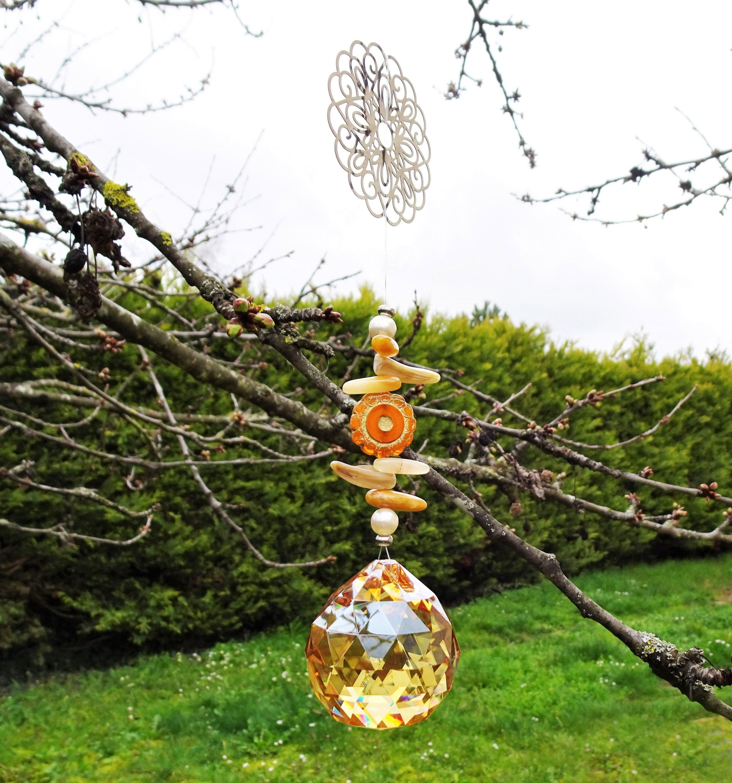 Cristal FENG SHUI (40 mm) en Perle d'eau douce, Nacre et Jade jaune