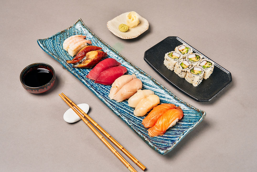 sushi special set: makis and nigiris