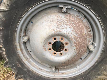 Ferguson T20 early style wheels