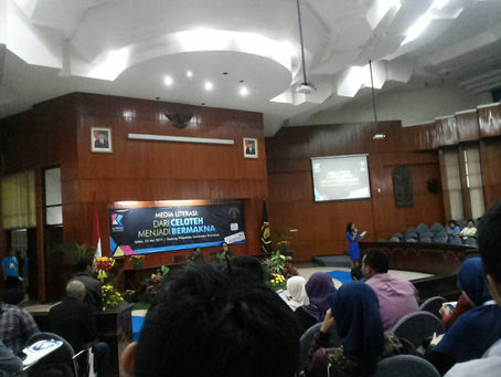 Celoteh Menjadi Bermakna, Kompassaba