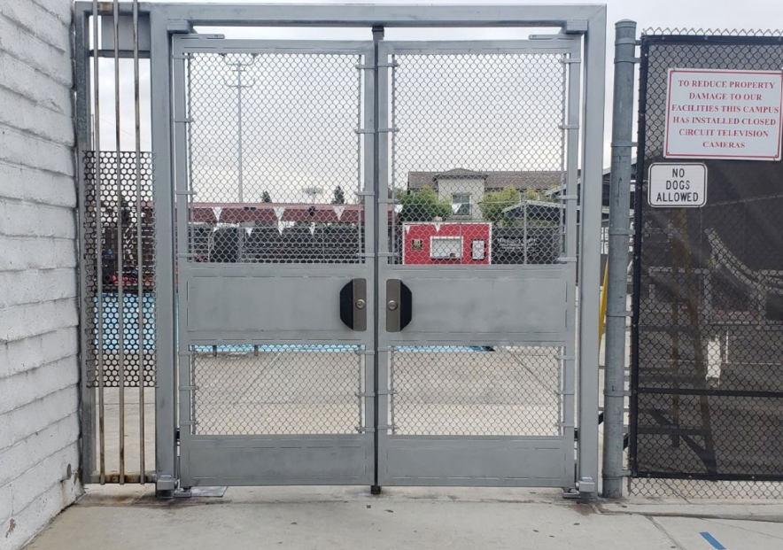 Pool gate.png