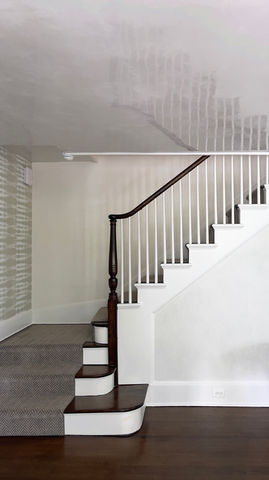 Spectacular polished Venetian plaster finish done in an entry ceiling. It creates a statement from the moment you walk in. Larchmont NY.