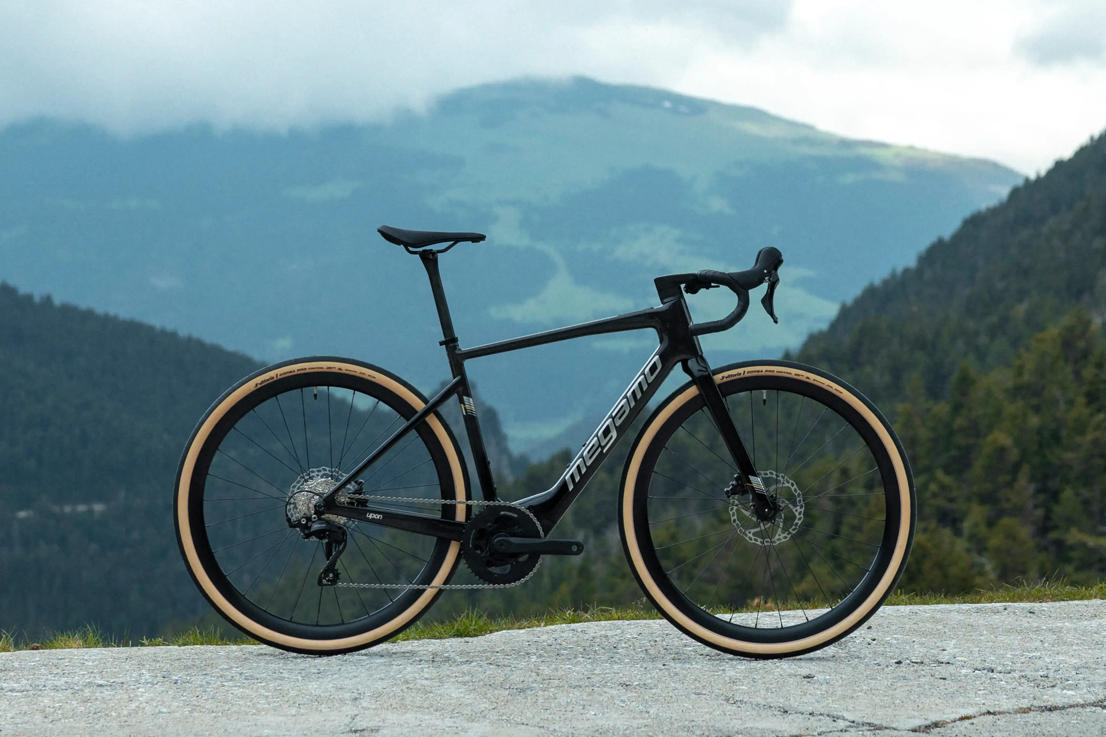 MEGAMO UPON 15 CW AVINOX DROP BAR