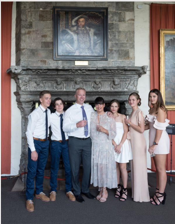 Banqueting Hall at Leeds Castle & BusyBrides