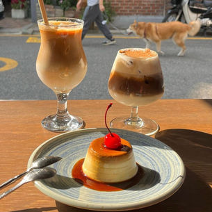 HEMIAN Coffee Bar — An Itaewon Hotspot: Pudding Cafe by Day, Cocktail Bar by Night