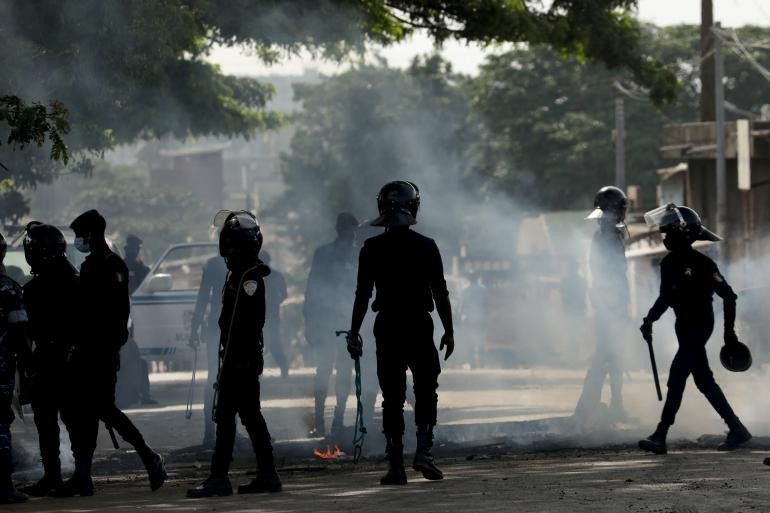 COTE D’IVOIRE : AU MOINS QUATRE MORTS DANS DES VIOLENCES LIEES A LA CANDIDATURE DE OUATTARA