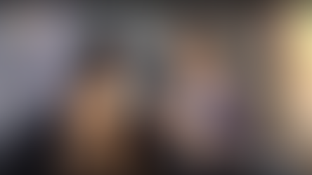 It’s impossible to separate fathers from their daughters during singing!在唱歌的時候將父親和女兒分開,幾乎是不可能!