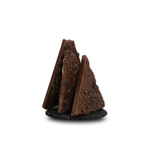 Milk Chocolate with cacao Nibs Sweetzerland Qatar