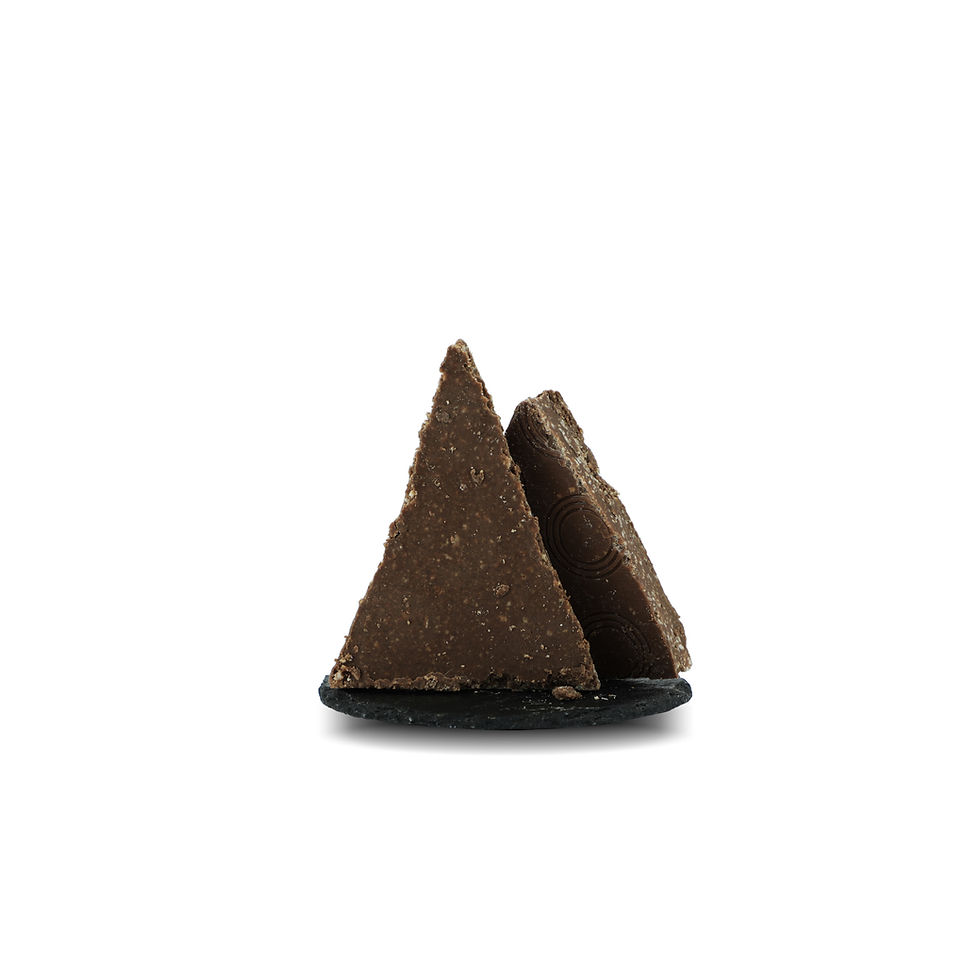 Thumbnail: Milk chocolate with biscuit with hazelnut